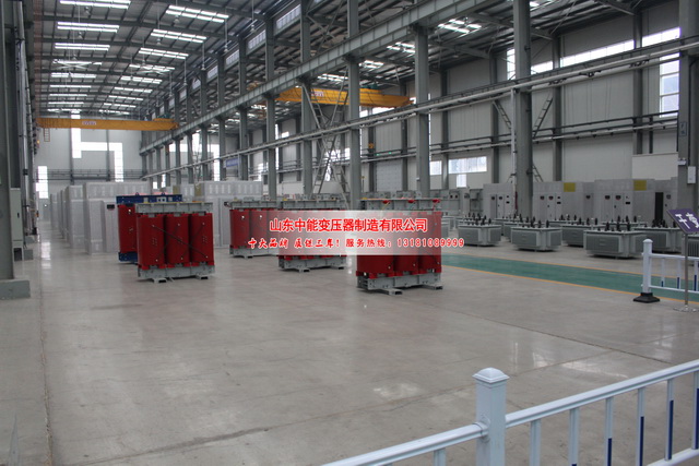 龙安S13-5000KVA油浸式变压器